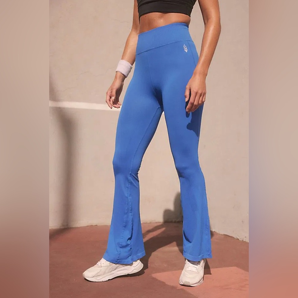 FREE PEOPLE Good Karma Flare Leggings Violet/Blue - Size: XS/Small